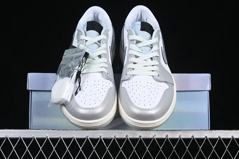 All Categories Air Jordan Jordan Series Basketball Shoes Air Jordan 1 Low Air Jordan 1 Low OG AJ1 Joe 1 Year of the Snake Limited Silver Snake Low-top Retro Basketball Shoes HF3144-100
